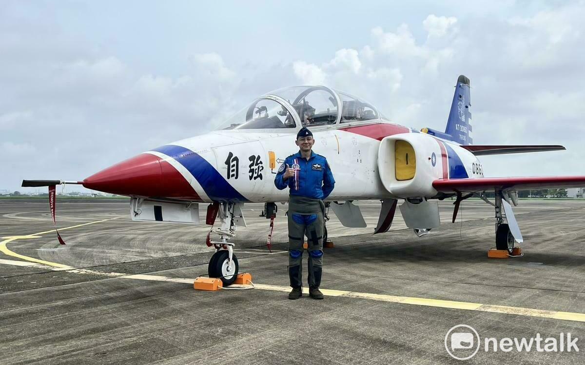 (影) 圖輯》AT-3交接AJT勇鷹高教機 雷虎小組續寫嶄新篇章