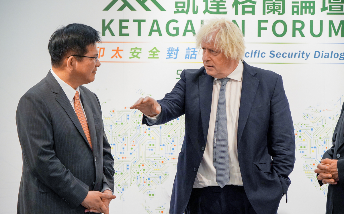 英國前外交官在國會作證：中國曾在英國首相座車裝追蹤器