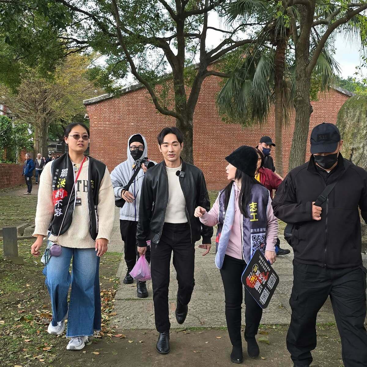 罷免洪孟楷團體「罷洪！刻不容楷」表示，將成立新北市第一選區的公民監督平台，「第一個想公開感謝的是八炯」，八炯也回應，很感謝他們沒有在罷免結束後解散，轉換形式幫助台灣。 圖：取自「罷洪！刻不容楷」臉書（資料照）