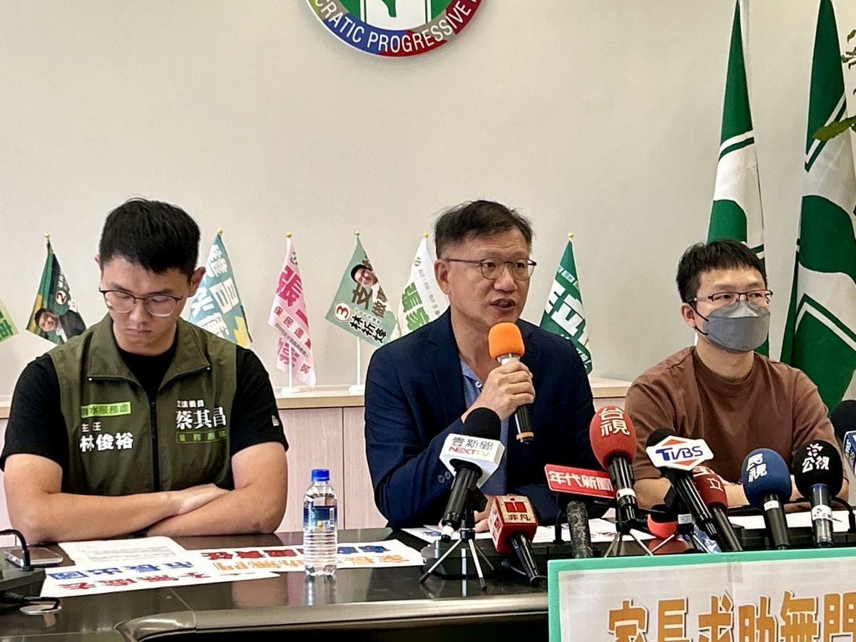 台中市議員王立任強調，盧秀燕自稱「媽媽市長」，卻讓孩子無處可托，市府應立即提出安置方案。 圖：市議員王立任辦公室提供