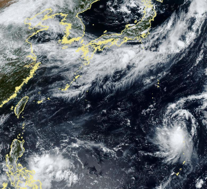 位於西太平洋的熱帶性低氣壓今日凌晨2時增強為楊柳颱風。 圖：翻攝自中央氣象署官網