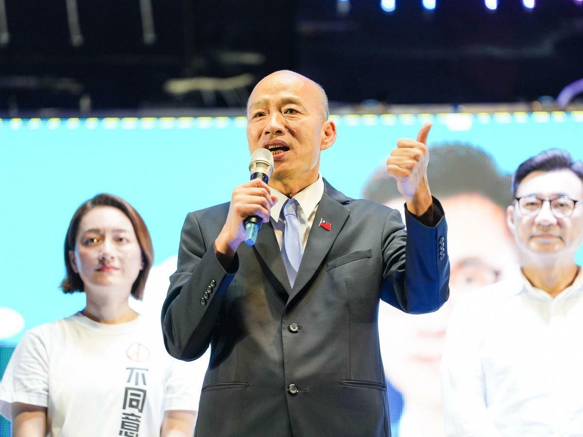 韓國瑜說，「江啟臣是中華民國的驕傲，更沒有辜負東勢鄉親的期待。」 圖：江啟臣服務處/提供