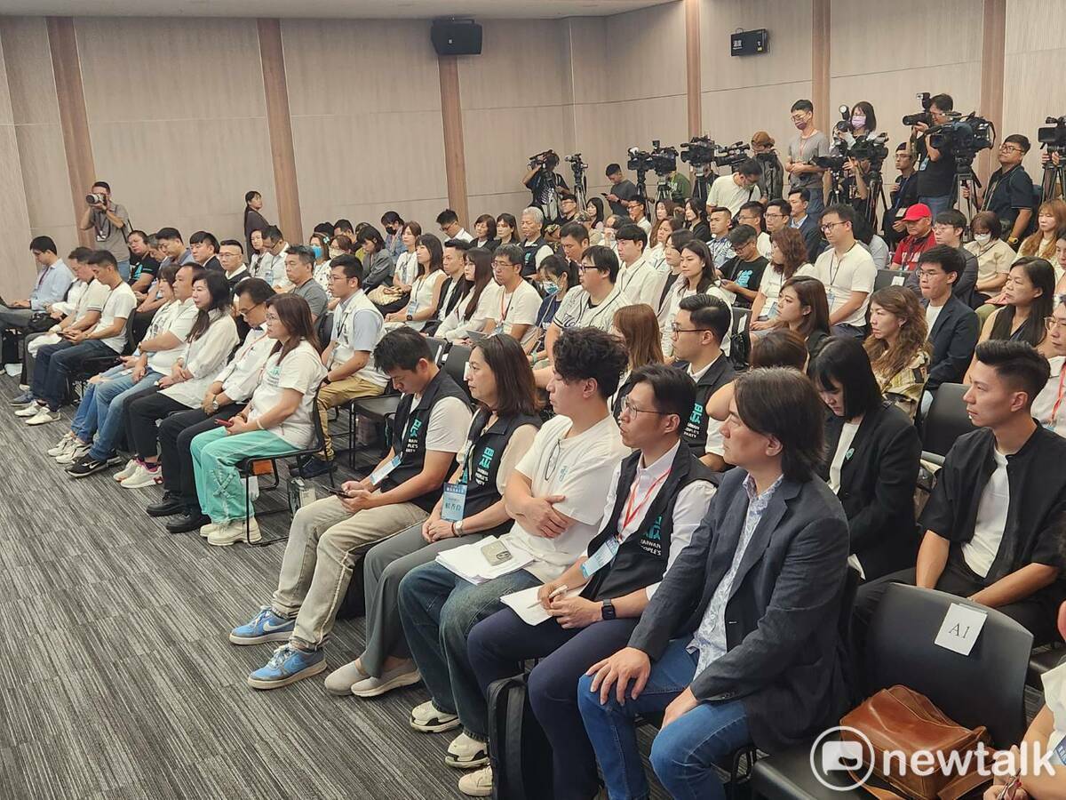 民眾黨舉行黨代表大會，外界關注是否落實前主席柯文哲立下的兩年條款。 圖：黃建豪/攝