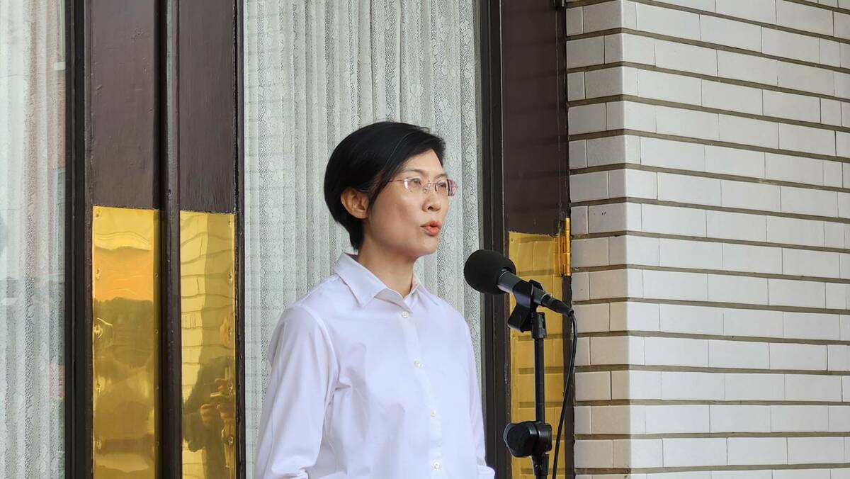 民進黨立委林岱樺撇媒體不實報導，強調面對暗黑勢力攻擊將「戰到底」。 圖：蕭依岑/攝