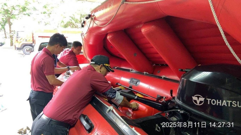 中央氣象署12日下午正式發布颱風楊柳陸上颱風警報。台北市消防局表示，預計暴風圈接觸台北市機會較低，但仍完成防颱整備，也呼籲民眾應做好相關防颱措施。（台北市消防局提供）中央社記者黃麗芸傳真  114年8月12日