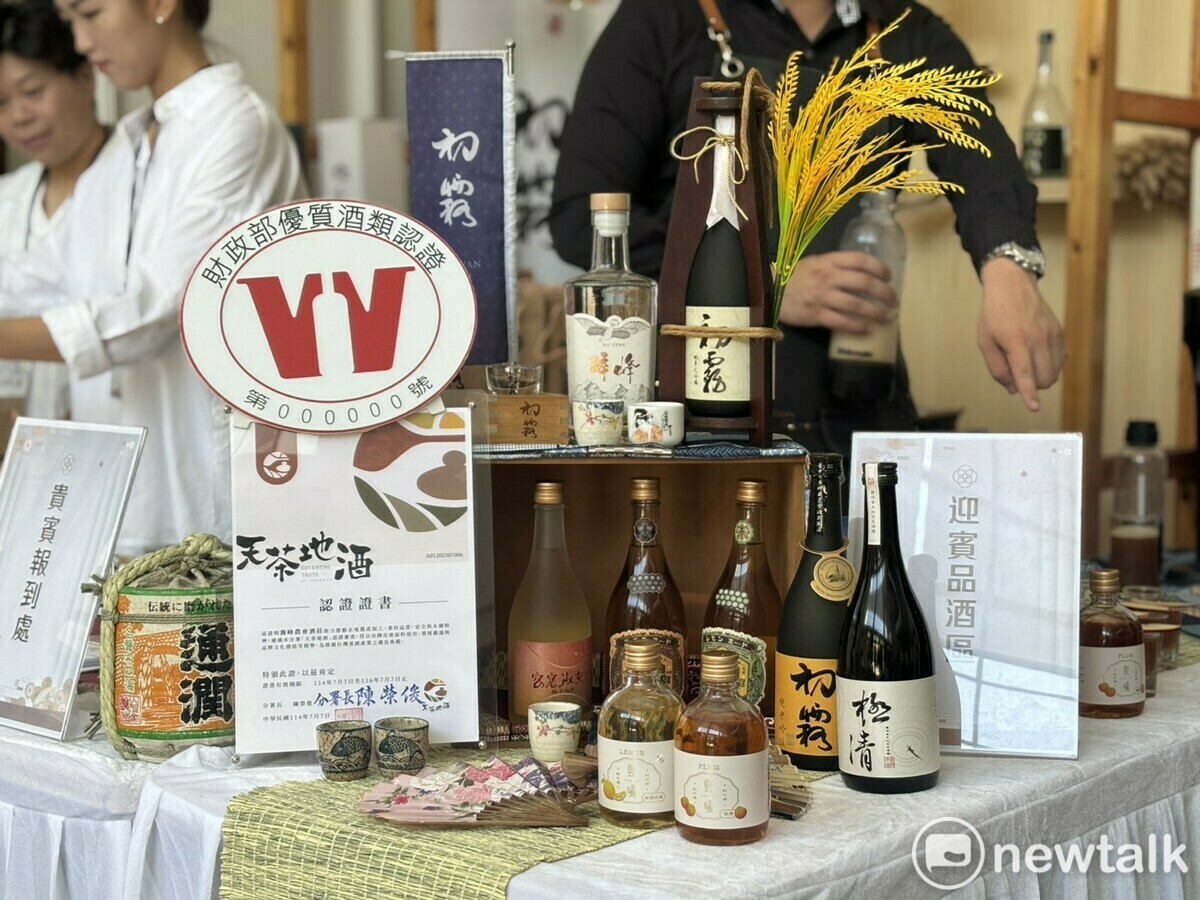 饗釀餐酒會以創意是式佳餚、搭配初霧多款地酒，升級農村美學、述說農村的故事。 圖：唐復年/攝