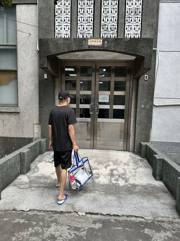 檢方15日晚間通知其到案將依規定提報撤銷假釋。法務部18日核准撤銷，並通知廖男於20日到案執行1年11月10日殘刑。 圖：雲林地檢署提供