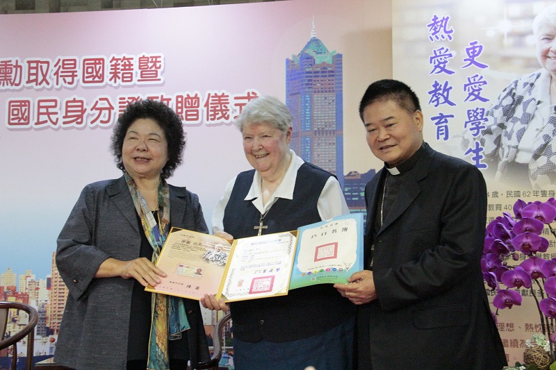 英國傳教士麥蕾修女奉獻台灣長達45年，1973年來台後任教於文藻，致力於撰寫英文教育專書，奠定外語教育基礎，培育無數宗教、國貿及外交等專業人才。 圖：文藻外語大學提供