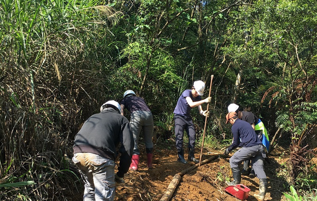 新北市現觀光重點為翻轉沒落，正施行「重現淡蘭百年山徑」計畫，不只是想要找回步道、修整步道及建立步道系統，也要重現淡蘭古道的「場所精神」。 圖：新北市觀光旅遊局提供