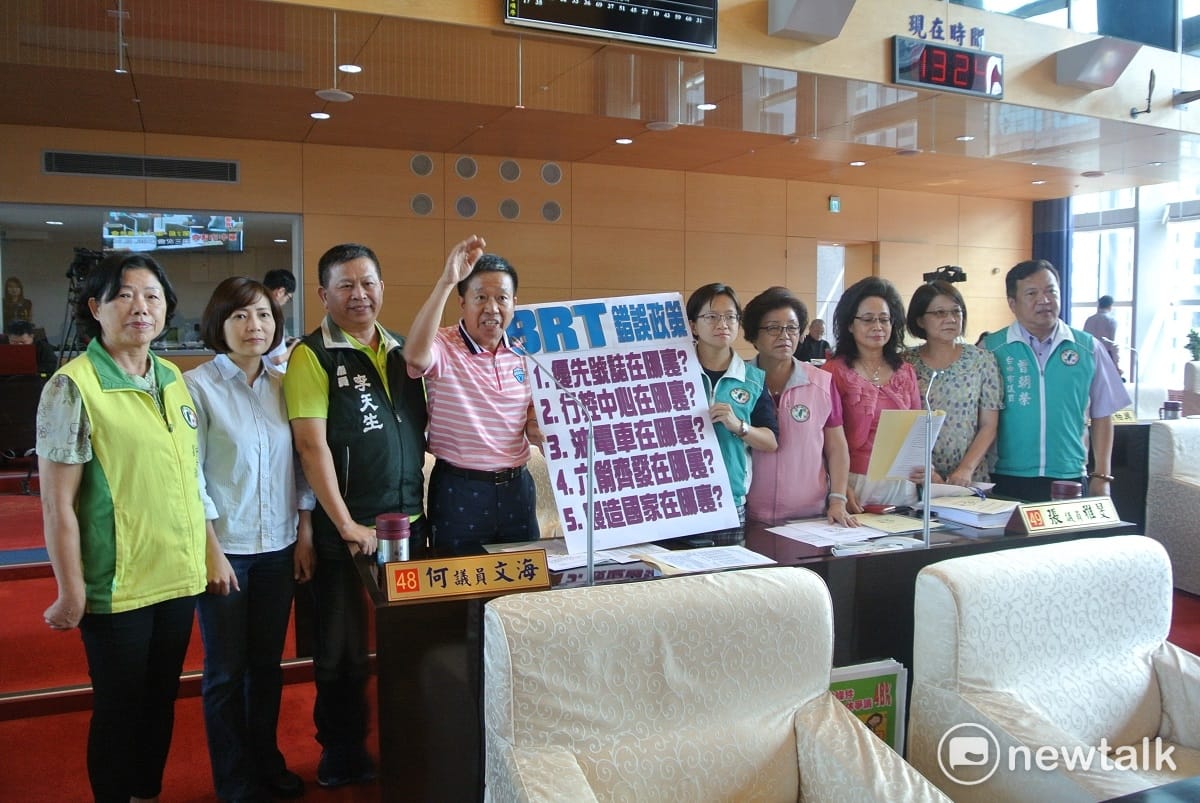 民進黨市議員肯定林佳龍廢除BRT。 唐復年/攝
