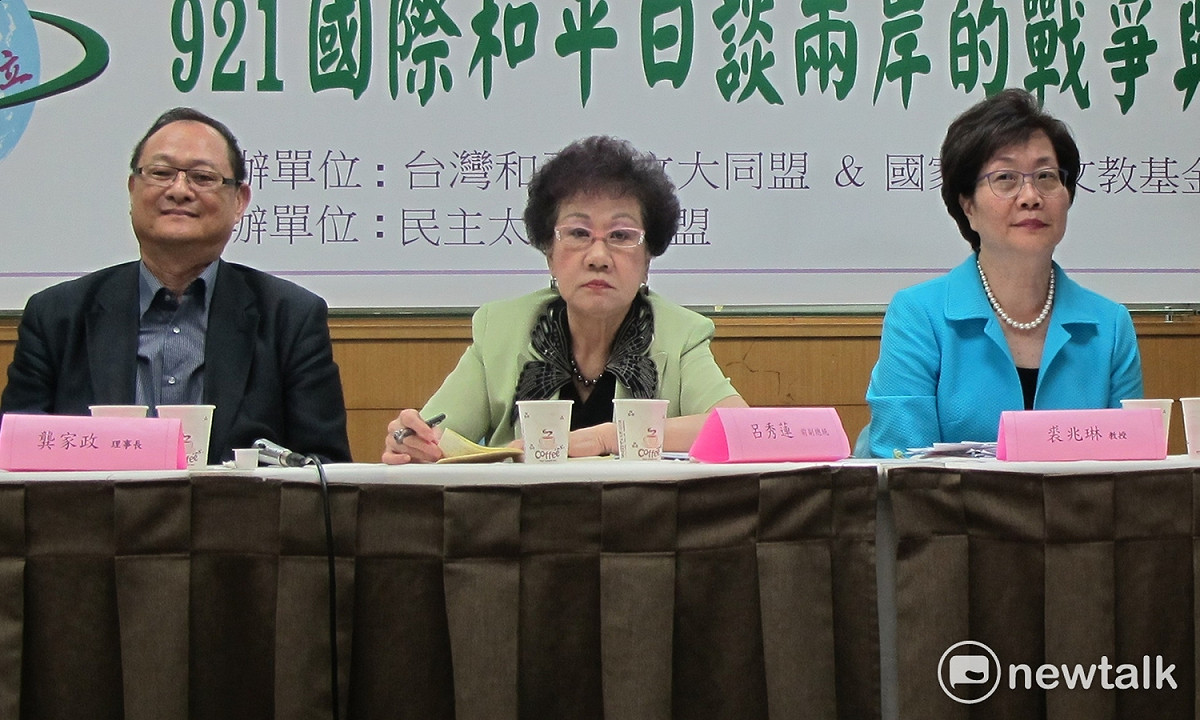 前副總統呂秀蓮今 (1) 日發文說出當年會聘柯文哲為扁醫療小組成員的原委，並批評如果扁「一開始裝病」是真的，那豈不是柯與扁一同欺騙國人? 新頭殼資料照片。 圖：林朝億/攝