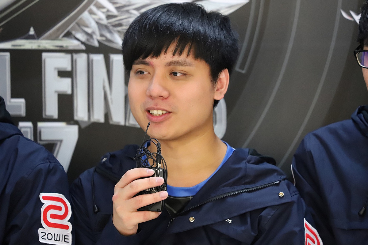 ESPN表示，現在的版本對Maple來說並不友善，還有許多強勁的中路選手環伺，不過雖說如此，Maple的天賦仍然值得肯定。 圖：蔡幸秀/攝影