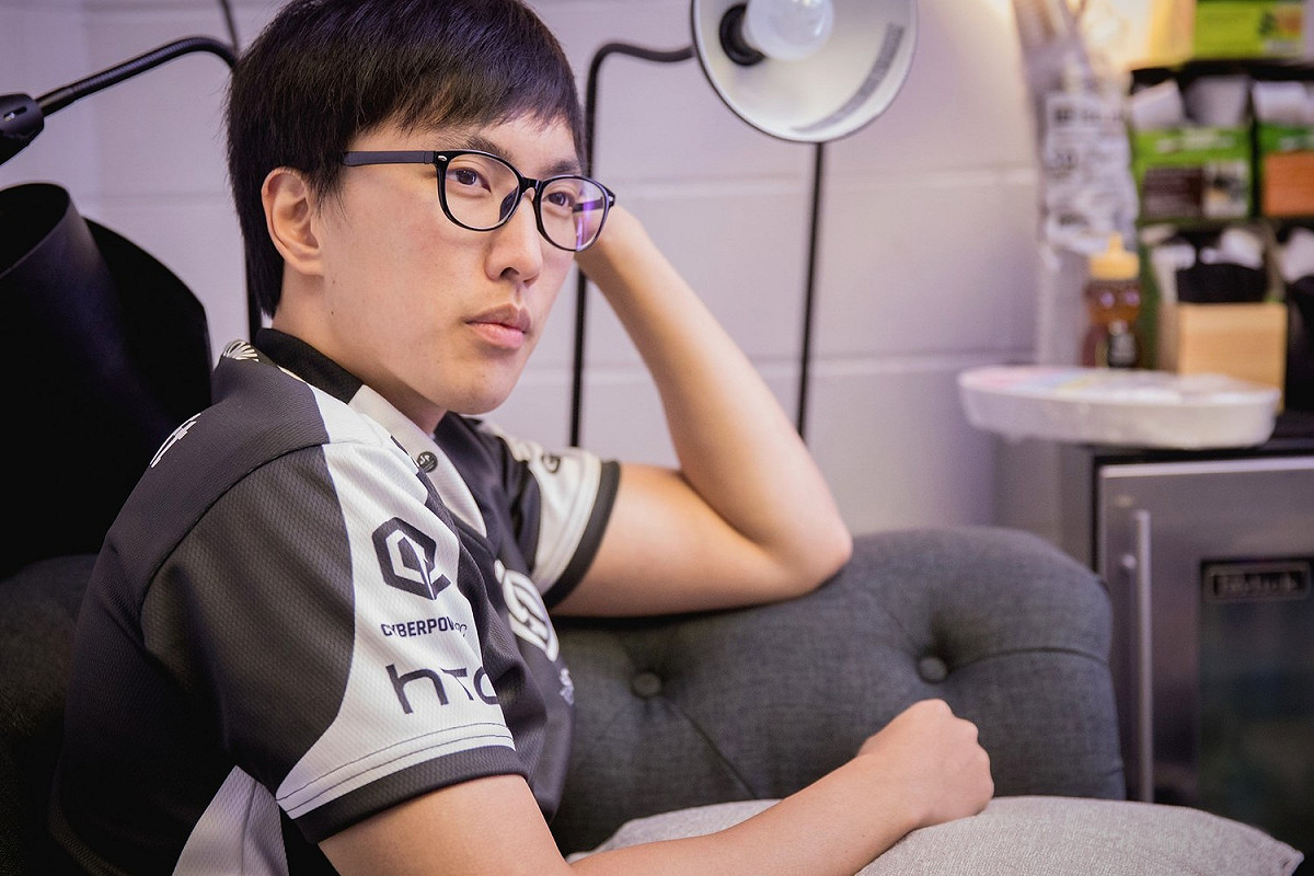 ESPN這樣的榜單安排顯然不盡人意，最主要便是將Uzi、Ruler等表現極為出色的AD排在榮譽榜上，反而是近期表現平平的「大師兄」Doublelift排名第五。 圖：翻攝自 LoL Esports Photos flickr
