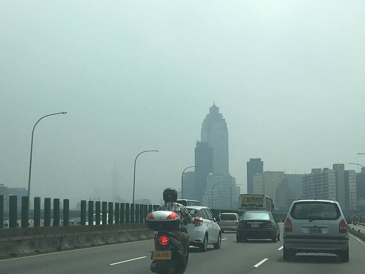 美國政府今天發布一則重大科學報告，報告指出，氣候變遷與人類活動「極度相關」，若不大量減少碳排放，情況將繼續惡化。 圖：新頭殼資料照片