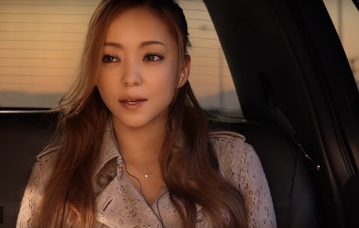 安室奈美惠在40歲生日當天，宣佈即將於2018年9月16日退出藝能界。
 圖：翻攝 Youtube Sweet 19 Blues MV