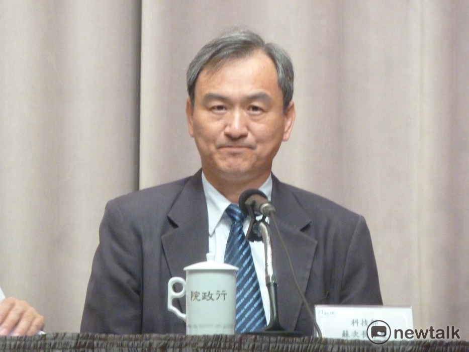 科技部今（28）天在行政院會報告「國家科學技術發展計畫(2017年至2020)年」。圖為科技部次長蘇芳慶。 圖：謝莉慧/攝