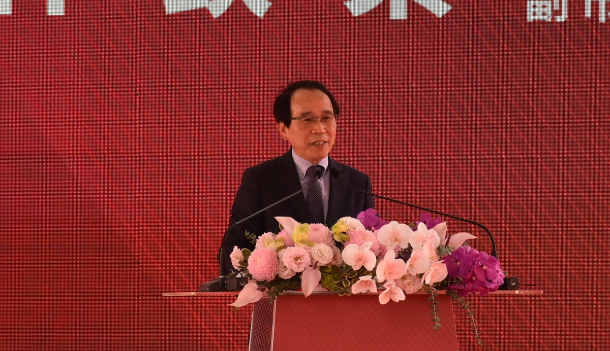 林欽榮表示市府規劃推出R20後勁站聯開案，以回應產業聚落發展所帶來的人口與住宅需求。 圖：孫家銘攝