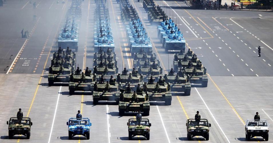 「九三閱兵式」中將要展出的戰車梯隊。 圖 : 翻攝自HCRM融媒