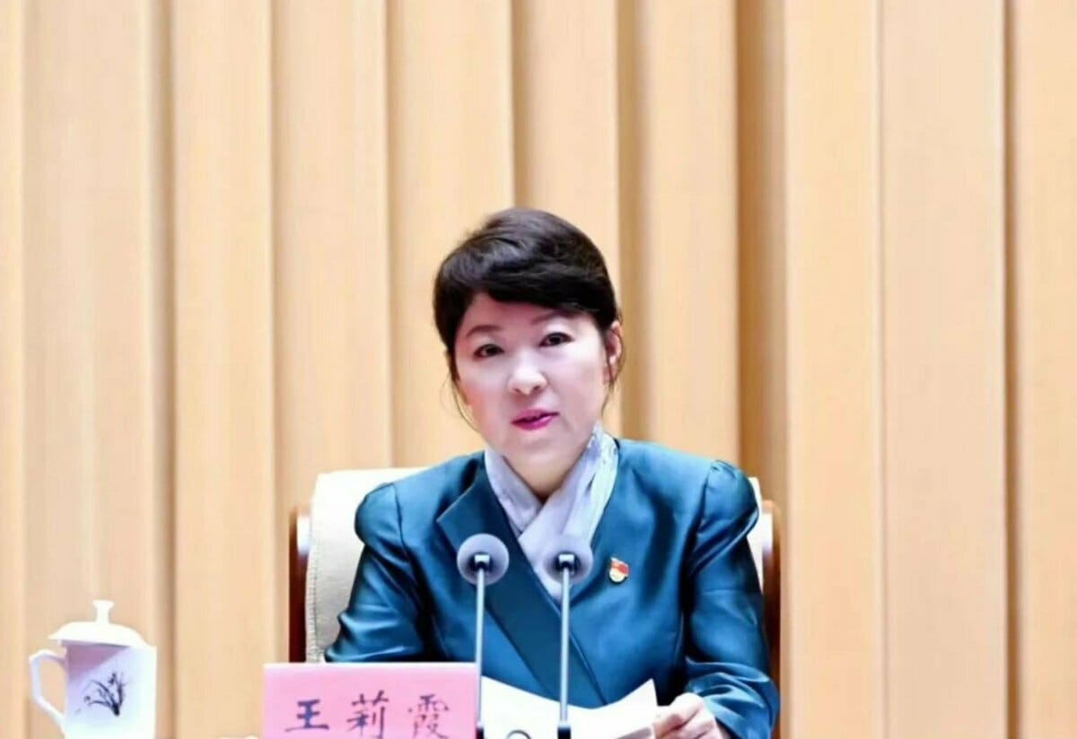 中國內蒙古自治區政府主席王莉霞涉嫌嚴重違紀違法，日前被中央紀委監委宣布接受審查與調查。 圖：翻攝自 X @蔡慎坤