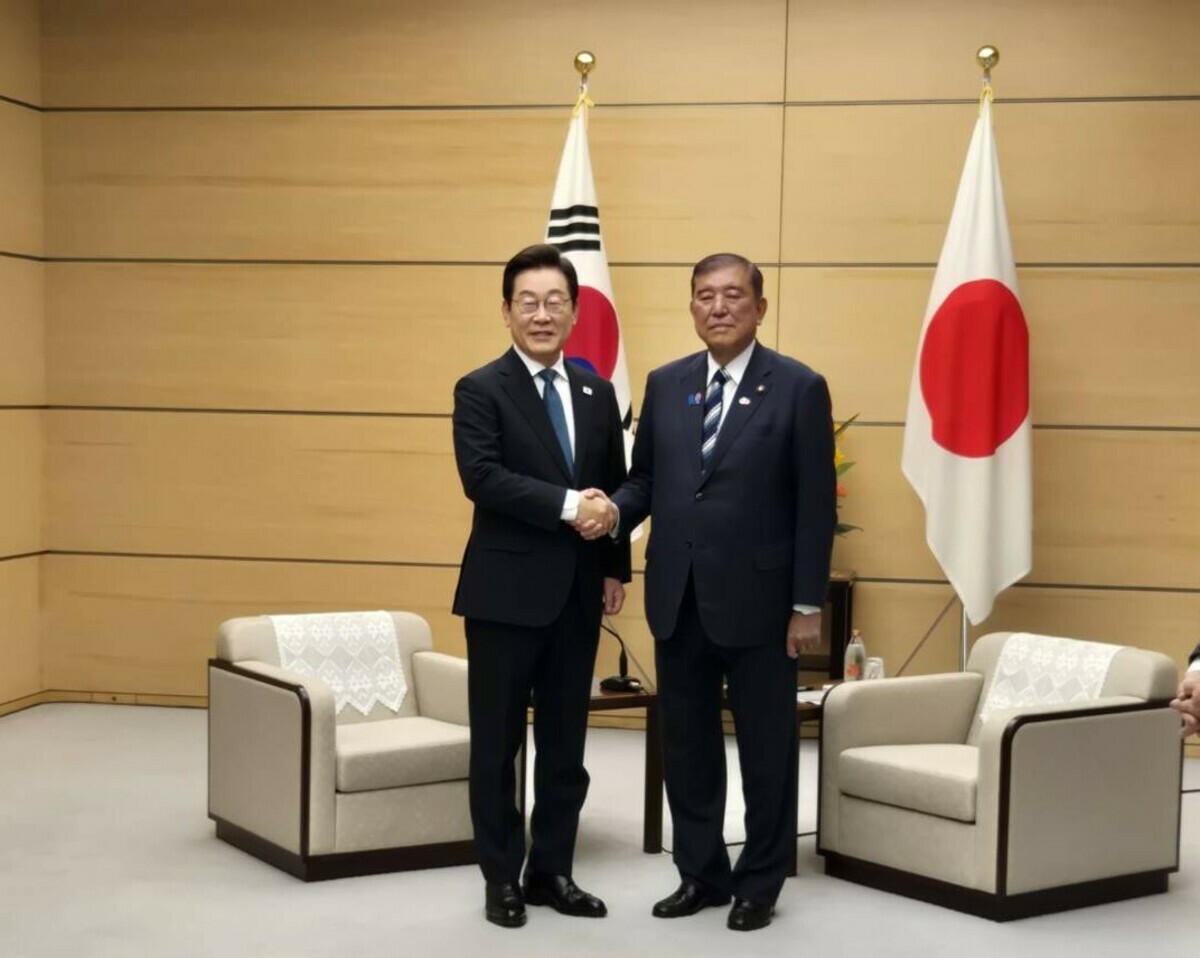 在野時期色彩反日的韓國總統李在明（左），在前往美國見川普之前破例先到東京拜會日本內閣總理大臣石破茂（右） 圖：翻攝自石破茂的Ｘ