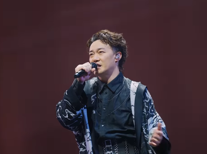陳奕迅原訂本月28日將來台為演唱會紀錄電影 《FEAR and DREAMS: NOW is the only reality》宣傳。 圖：翻攝自陳奕迅IG