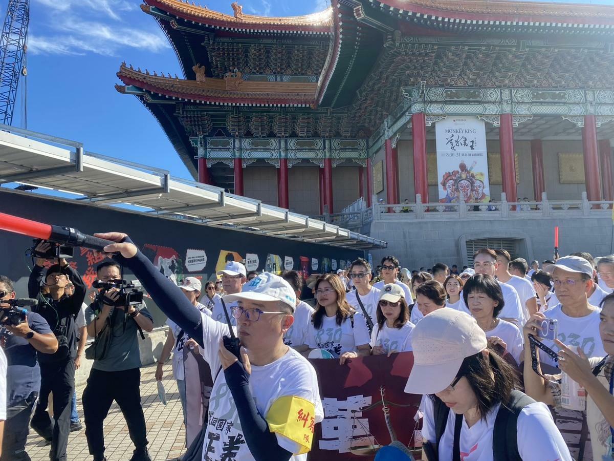 民眾黨發起 「司法改革 公民走讀」 終結政治追殺 找回國家正義走讀活動。 林朝億/攝 圖：林朝億/攝
