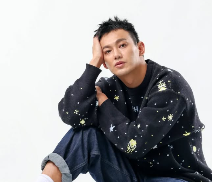 威廉今年5月爆出涉嫌逃兵，訊後以50萬交保。受到逃兵醜聞影響，威廉丟失4個主持節目。 圖：翻攝自威廉IG