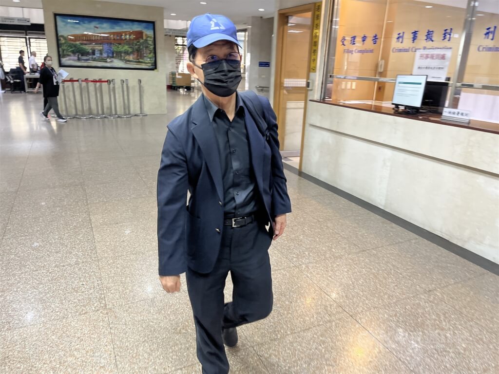 台北地方法院2日開庭審理京華城及政治獻金案，以證人身分傳喚同案被告前台北市副市長彭振聲（圖）到庭。中央社記者謝幸恩攝  114年9月2日