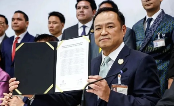 泰國總理阿努廷明確表示軍事行動將持續進行。 圖：翻攝自 騰訊網 新民晚報