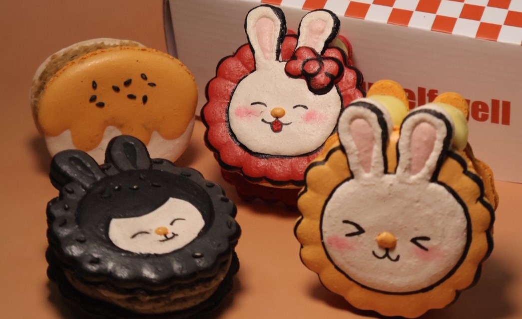 高市青年局輔導的青創品牌「緩食甜點」今年中秋推出月兔造型禮盒。 圖：緩食甜點/提供