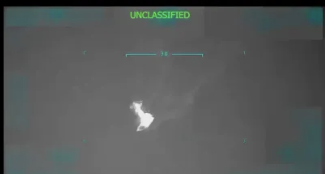 委內瑞拉總統馬杜洛稱目前美軍「8艘搭載1200枚導彈的軍艦及一艘潛艇正對準委內瑞拉」。 圖：翻攝自 觀察者網