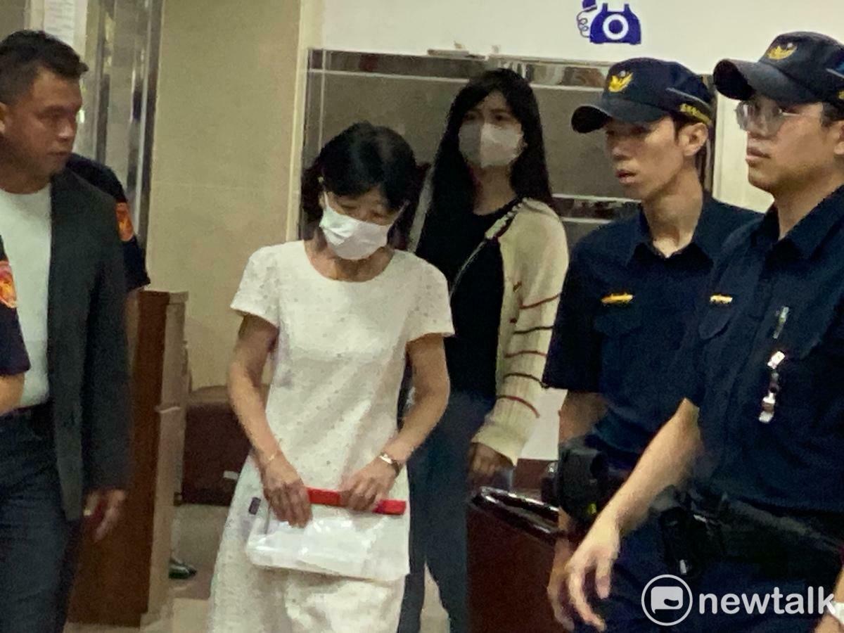 民眾黨前主席柯文哲妻子陳佩琪上午赴北院幫柯文哲辦理交保。 圖：林朝億 / 攝