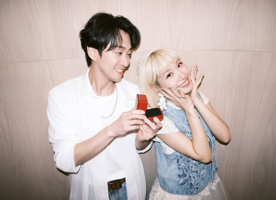 Lulu黃路梓茵今(11)日突拋出震撼彈，決定與多年好友陳漢典結婚，讓大批粉絲又驚又喜。 圖：翻攝自Lulu IG