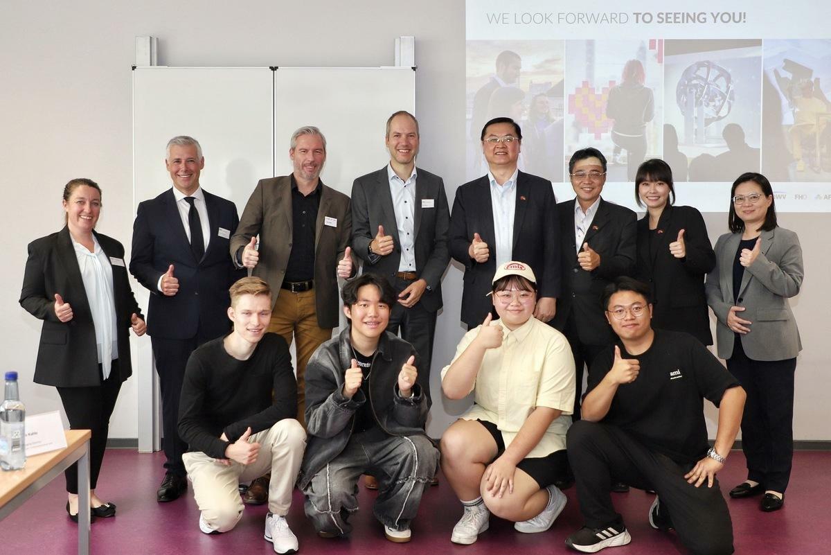 高雄市府訪團拜訪德勒斯登大學進行教育交流。 圖：高雄市行國處/提供