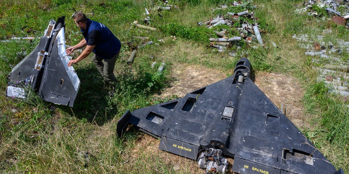 俄軍無人機日前大舉入侵波蘭，遭軍方開火並擊落。但美國總統川普並未因此譴責俄羅斯。 圖:翻攝自X帳號@nexta_tv