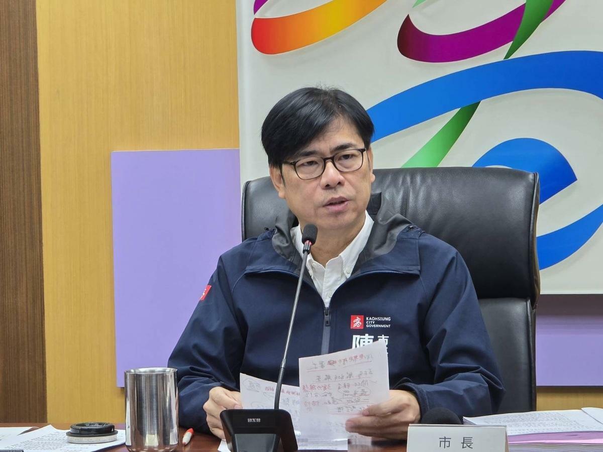 高雄市長陳其邁16日強調，會強力打擊犯罪，務必瓦解這些新型態共犯結構，不管背景顏色、一律查辦到底。 圖：高雄市政府/提供（資料照）