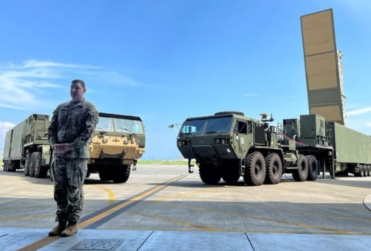 2025年美日「堅毅之龍」聯合軍演中部署的「堤豐」中程導彈系統。 圖：翻攝US ARMY