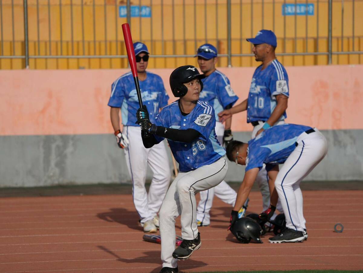 Sun Star明星公益壘球隊，分組賽僅取得2勝2敗，無緣晉級8強。 圖：Sun Star明星公益壘球隊/提供