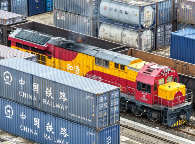 近期，波蘭宣布關閉與白俄羅斯的邊境口岸，此舉引發中歐班列運輸受阻的情況。 圖:翻攝自赤角