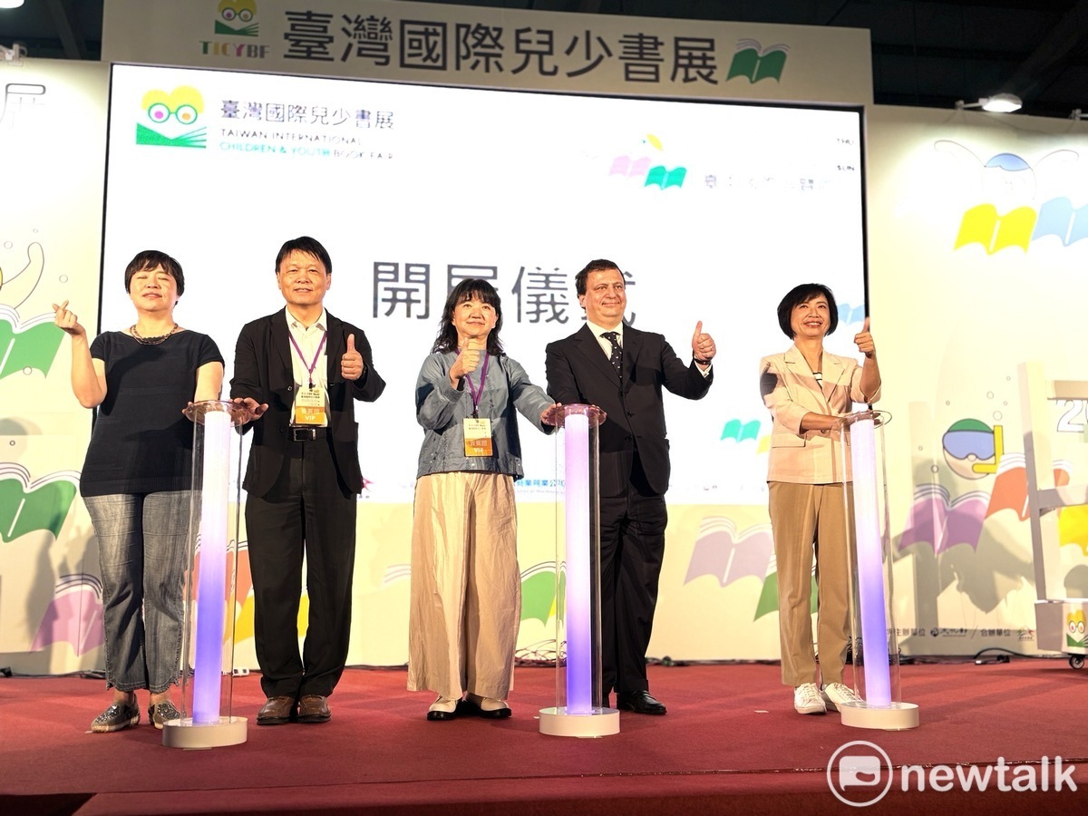 首屆台灣國際兒少書展於今（18）日上午在台中國際展覽館盛大舉行。 圖：唐復年/攝