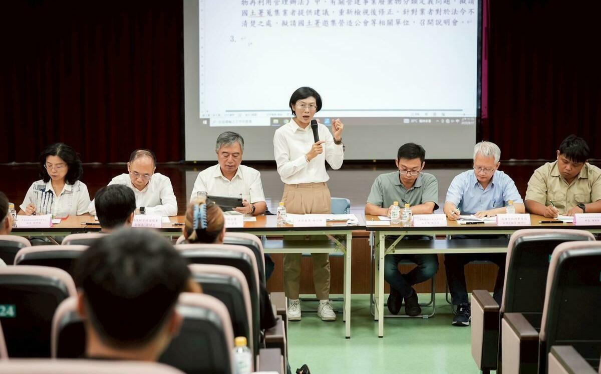 協調各方解決廢棄物掩埋亂象 林岱樺促兩週內提合法去處