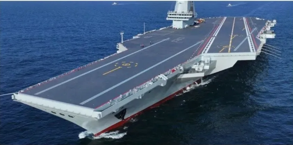 中國福建艦。 圖：翻攝自騰訊網