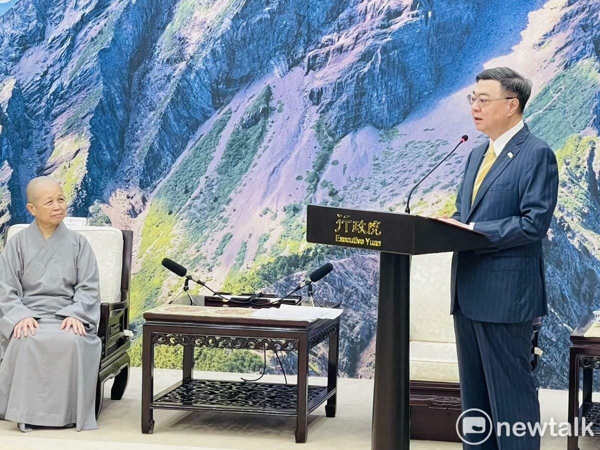 行政院長卓榮泰19日上午接見釋昭慧法師一行。 圖：謝莉慧/攝