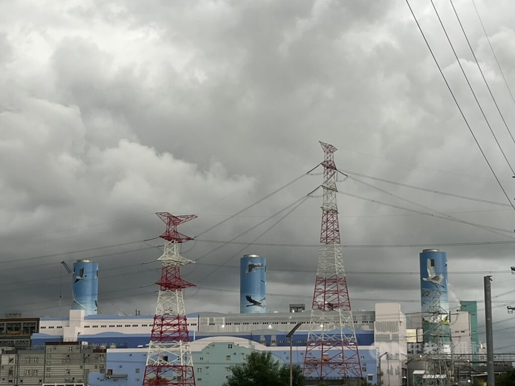 高雄興達發電廠9日晚間發生火警，事故機組為新建燃氣機組（圖）。（中央社檔案照片）