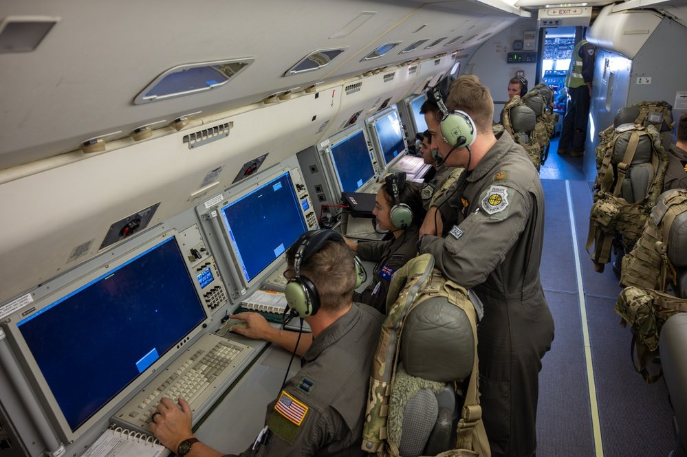 E-7 預警機將與 F-22、F-35 及未來的 F-47 戰機無縫整合，成為現代空戰管理與指揮控制的核心，不僅強化北約威懾力，也提供美軍全球行動的關鍵能力。 圖:翻攝自X帳號@Aurora107E