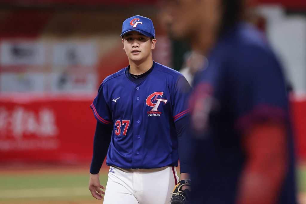 亞洲棒球錦標賽台灣隊26日超級循環賽與日本隊交手，投手張峻瑋（圖）先發投4局無失分。（中華民國棒球協會提供）中央社記者謝靜雯傳真 114年9月26日