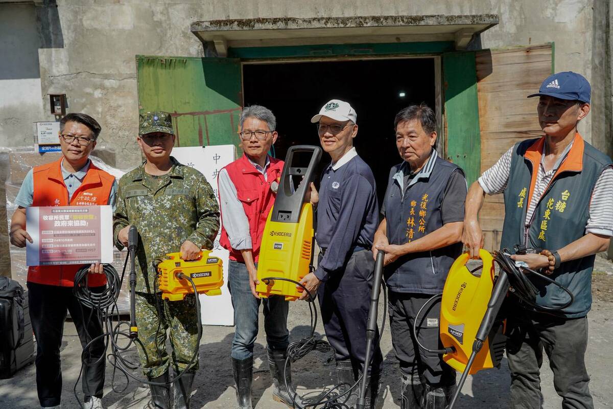 中央災害應變中心前進協調所今召開第6次工作會報後記者會 圖：行政院提供
