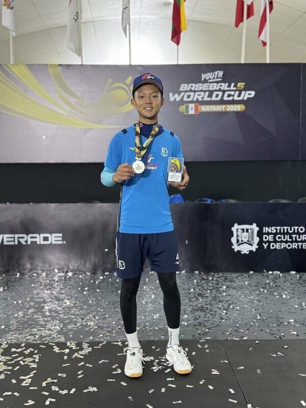 U18世界盃5人制棒球賽台灣奪下亞軍，為隊史最佳成績，陳炫辰（圖）入選全明星隊。（中華民國棒球協會提供）中央社記者謝靜雯傳真 114年9月28日