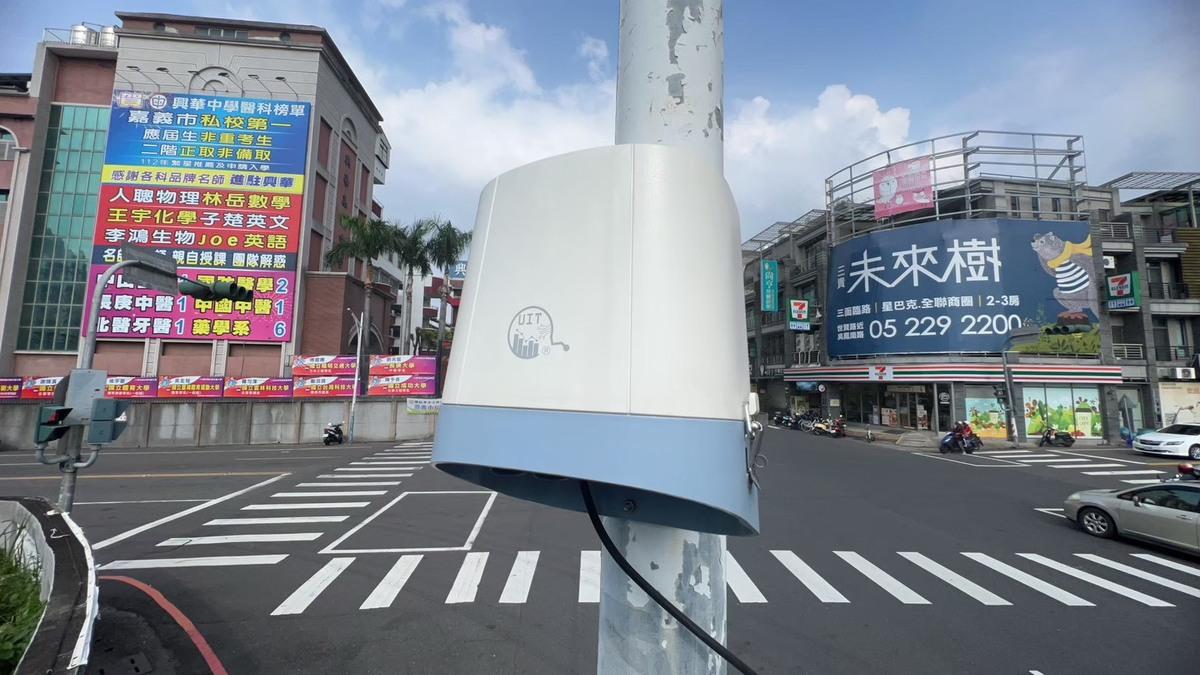 嘉義市環保局將轄內微型空氣品質感測器空品物聯網結合消防局119火災派遣系統。 圖：嘉義市環保局/提供