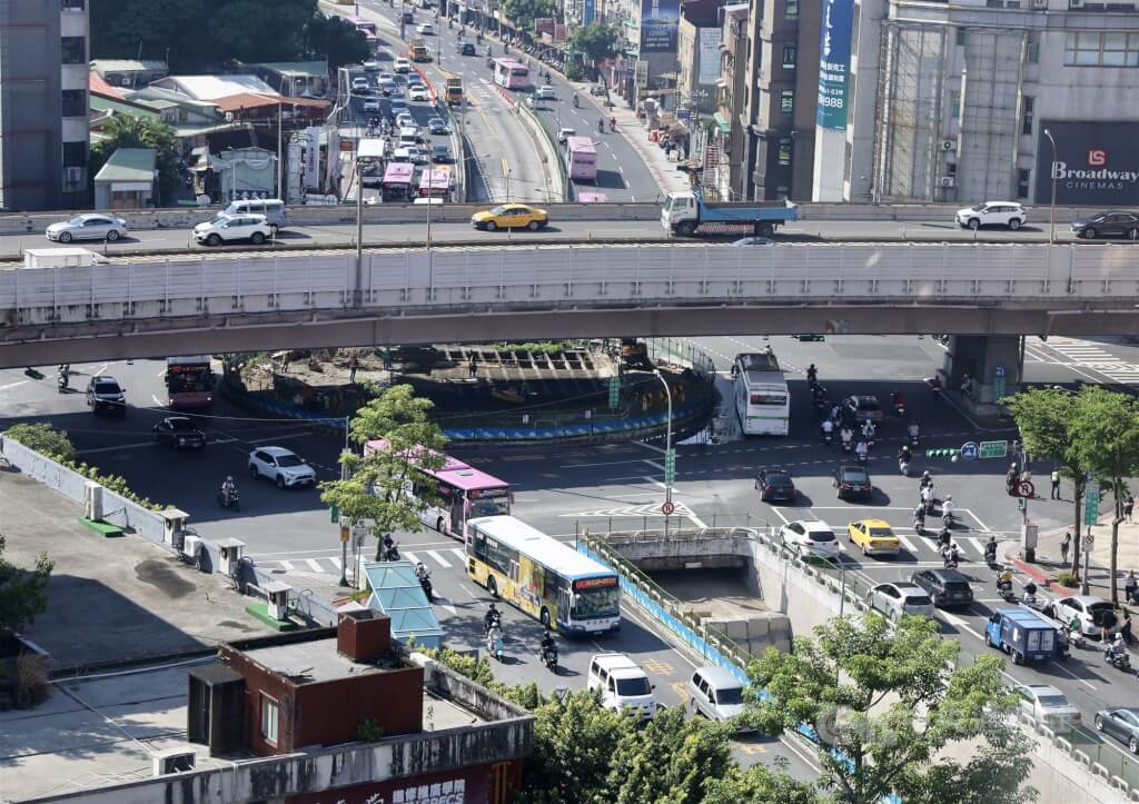 台北市公館圓環29日清晨6時會改為正交路口。 圖:中央社提供(檔案照片）